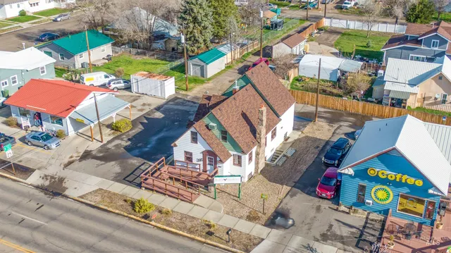 $350,000 | 235 West Idaho Avenue, Ontario, OR 97914