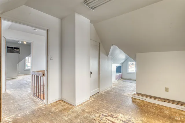 $350,000 | 235 West Idaho Avenue, Ontario, OR 97914