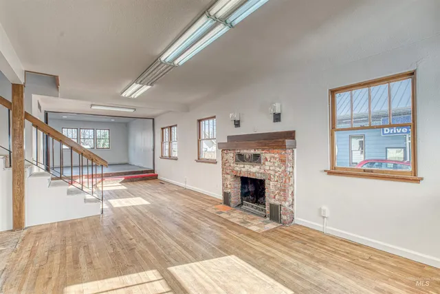 $350,000 | 235 West Idaho Avenue, Ontario, OR 97914