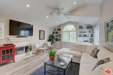 $749,000 | 22348 Heritage Pass Place, Chatsworth, CA 91311