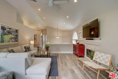 $749,000 | 22348 Heritage Pass Place, Chatsworth, CA 91311