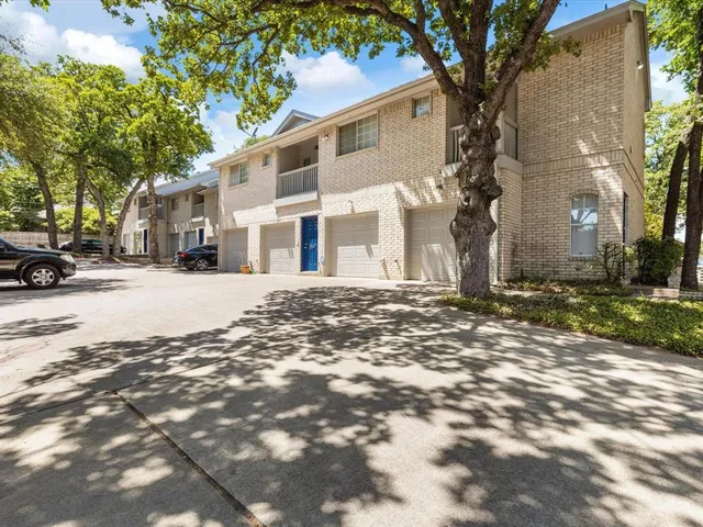 $1,425 | 1501 Cedar Elm Drive, Unit 105, Euless, TX 76039