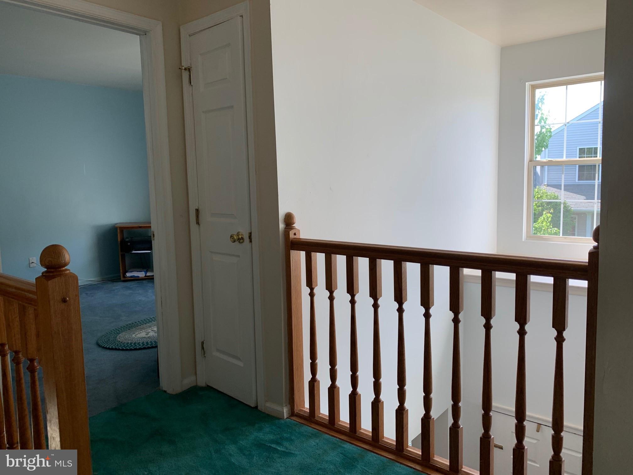106 Cinnamon Road Thorofare, NJ 08086 - Photo 11 of 15 Wide upstaies hall with balcony