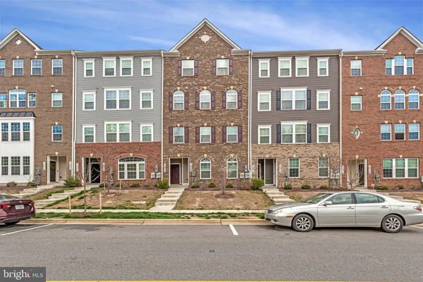 $3,300 | 10910 Presidential Parkway, Upper Marlboro, MD 20772