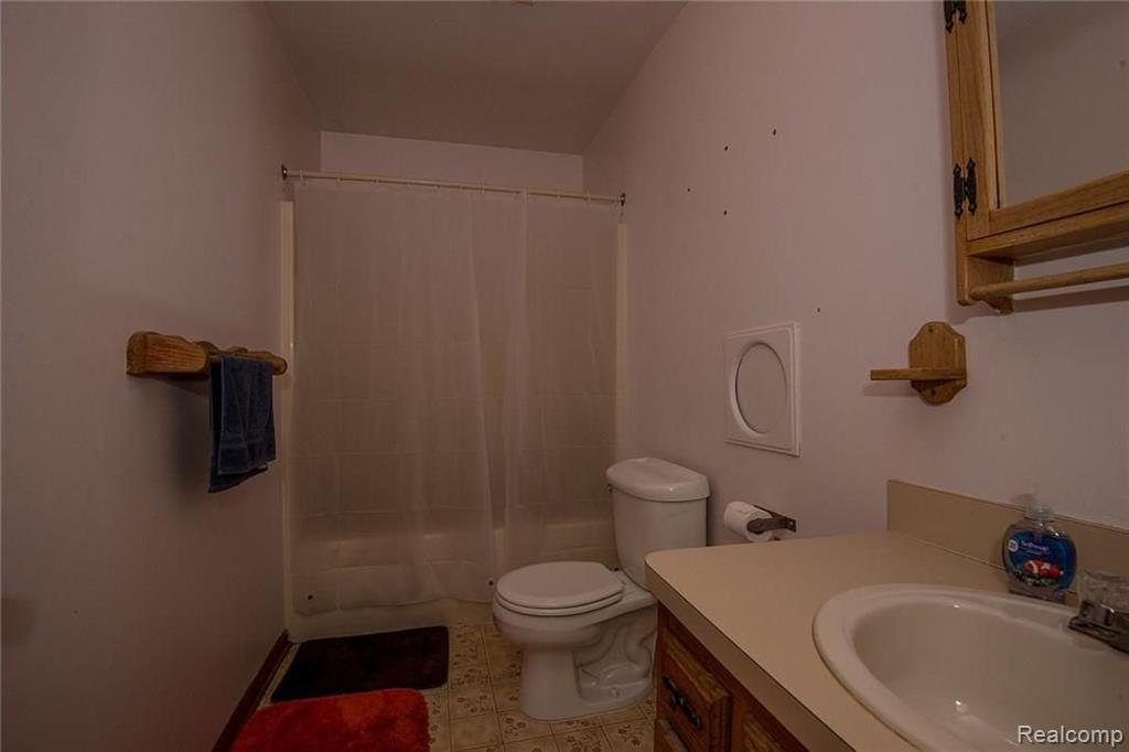 25290 Power Road Farmington Hills, MI 48336 - Photo 15 of 30