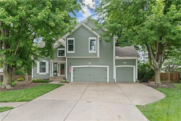 $510,000 | 15233 West 139th Terrace, Olathe, KS 66062