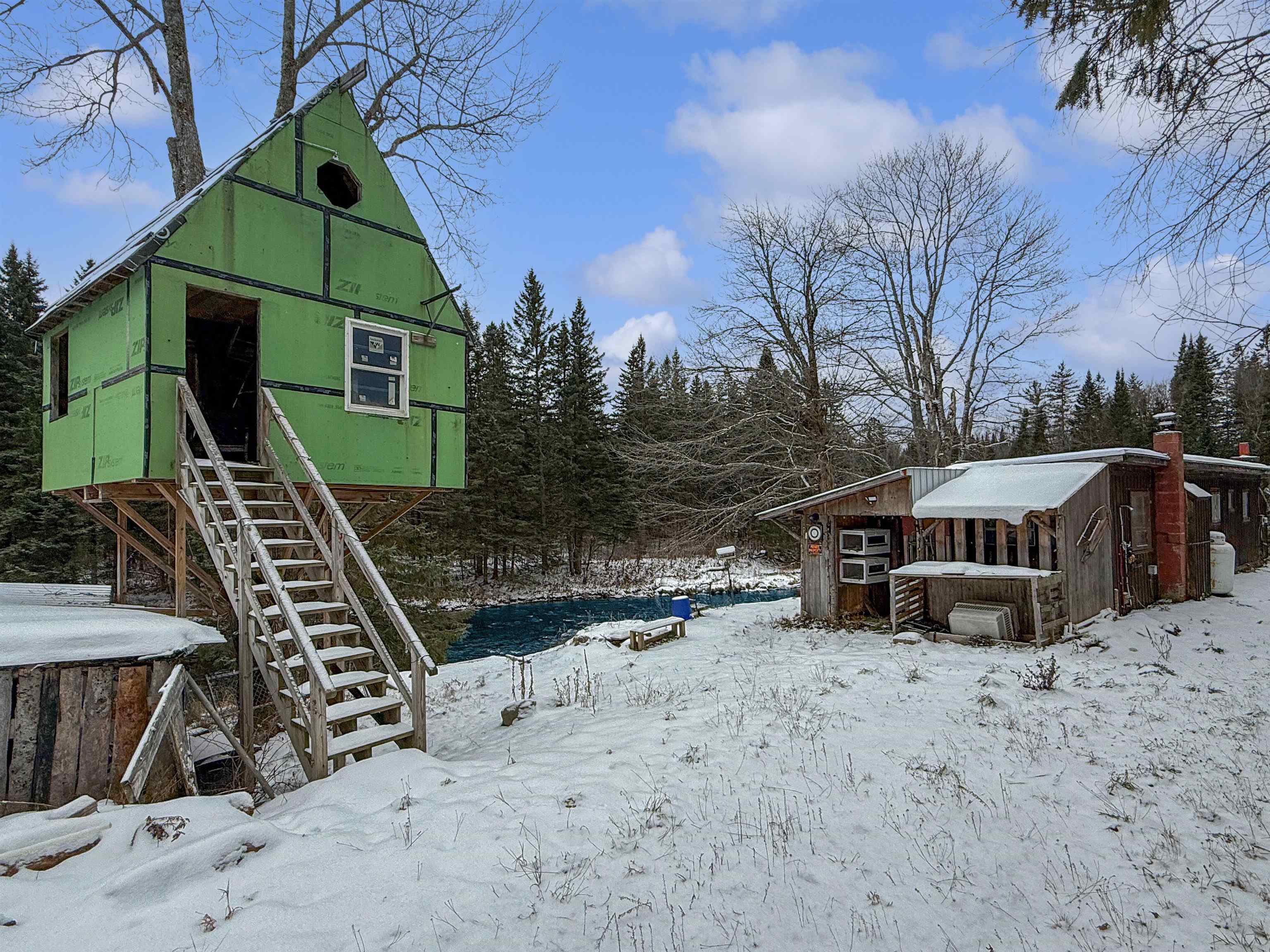 1298 Main Street Pittsburg, NH 03592 - Photo 2 of 8