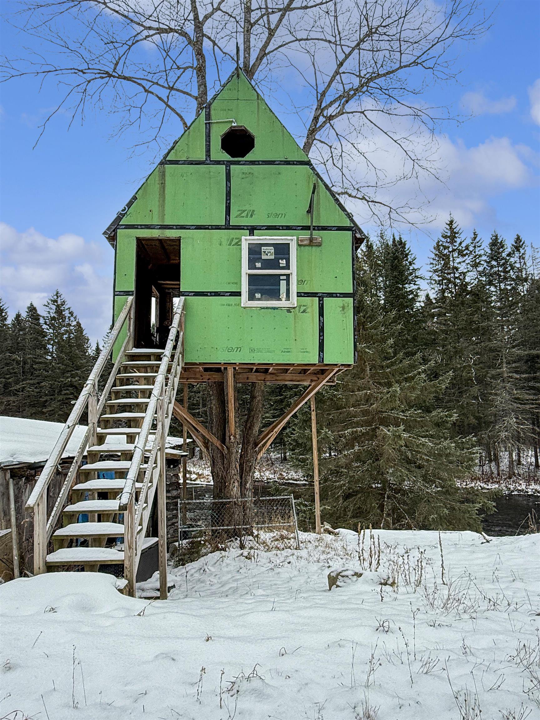 1298 Main Street Pittsburg, NH 03592 - Photo 4 of 8