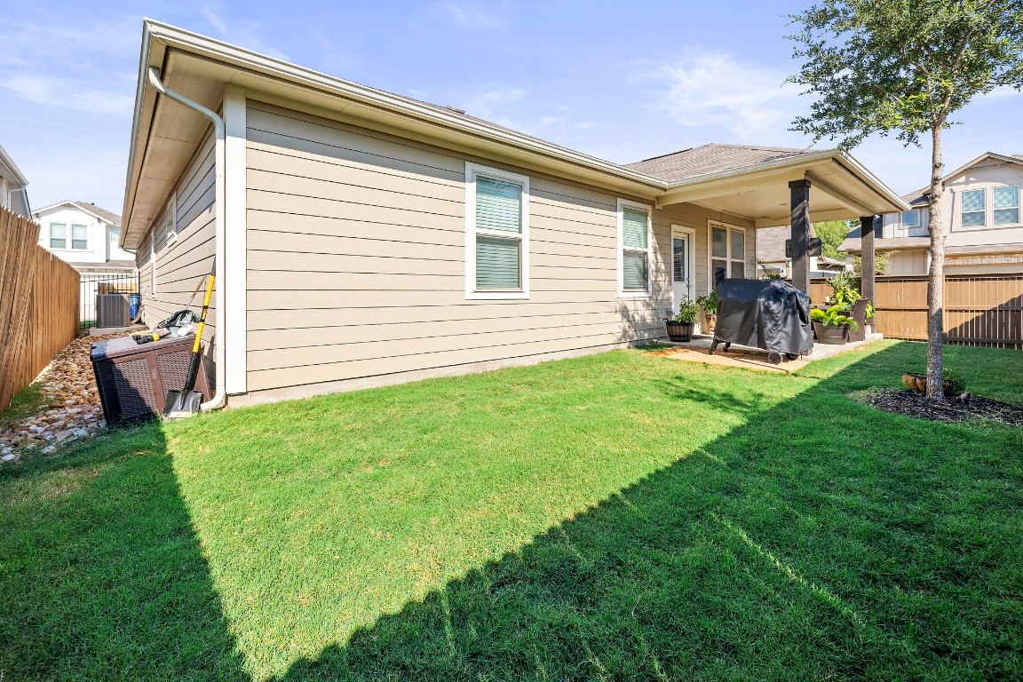 11901 Dispatch Way Austin, TX 78748 - Photo 17 of 18 a view of a house with backyard and sitting area