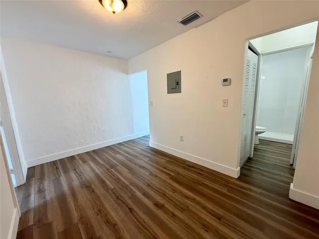 $1,600 | 614 Northeast 3rd Street, Unit 3, Hallandale Beach, FL 33009