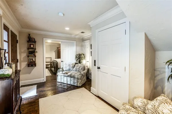 $649,000 | 2590 King Arthur Boulevard, Lewisville, TX 75056