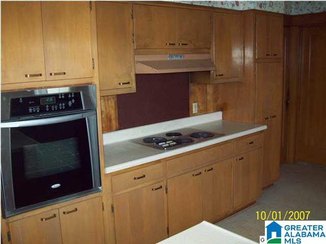 1415 5th Street Southwest Cullman, AL 35055 - Photo 6 of 16