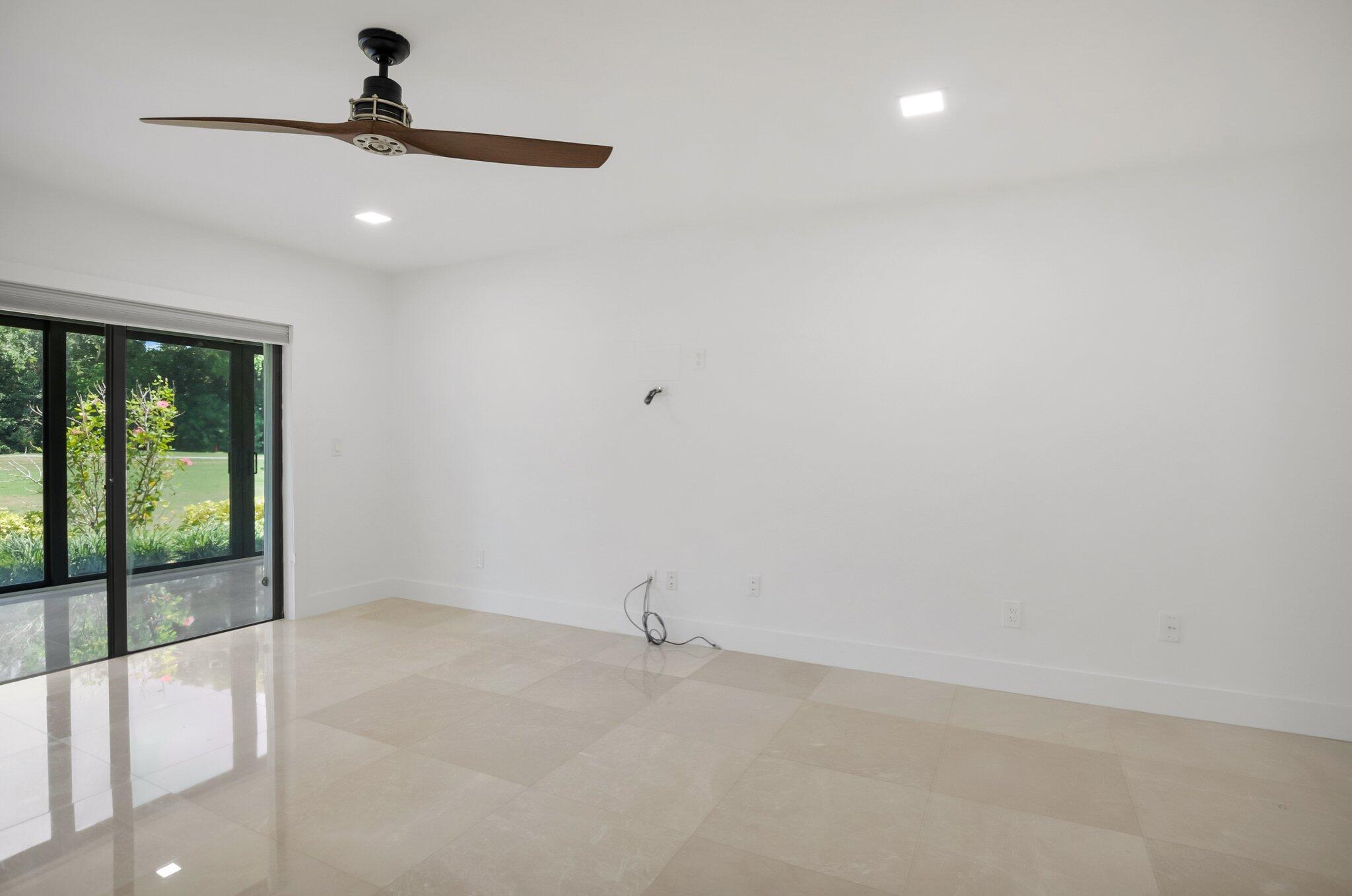 21922 Cypress Drive Boca Raton, FL 33433 - Photo 16 of 47 22-web-or-mls-DSC_1221
