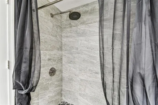 $215,000 | 36750 US Highway 19 North, Unit 17106, Palm Harbor, FL 34683