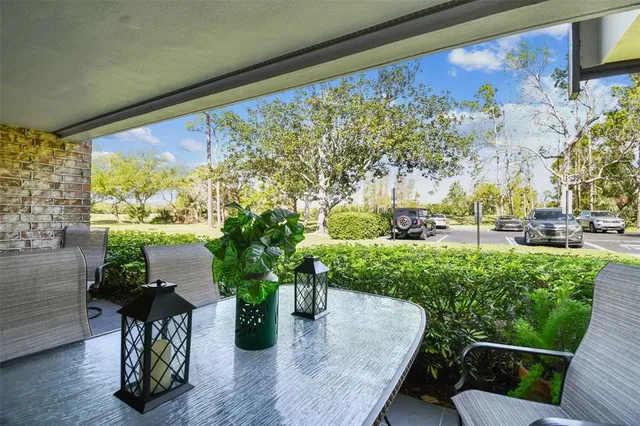 $215,000 | 36750 US Highway 19 North, Unit 17106, Palm Harbor, FL 34683
