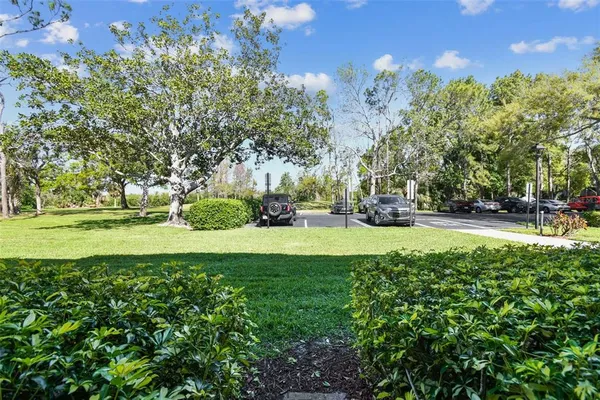 $209,500 | 36750 US Highway 19 North, Unit 17106, Palm Harbor, FL 34683