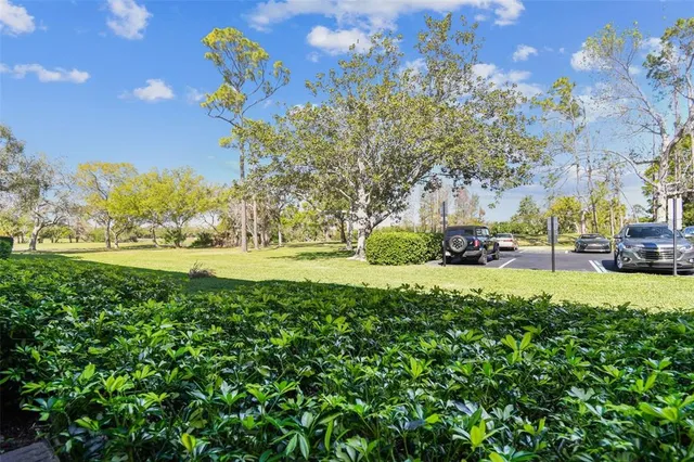 $215,000 | 36750 US Highway 19 North, Unit 17106, Palm Harbor, FL 34683