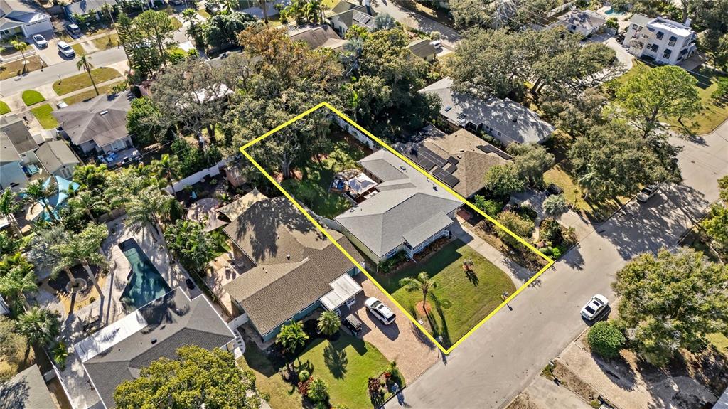 1109 Commodore Street Clearwater, FL 33755 - Photo 41 of 42 an aerial view of a house with a yard