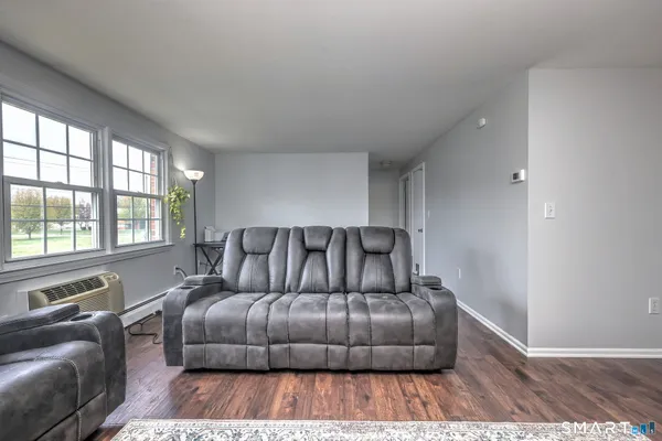 $189,000 | 1254 Farmington Avenue, Unit C, Farmington, CT 06032