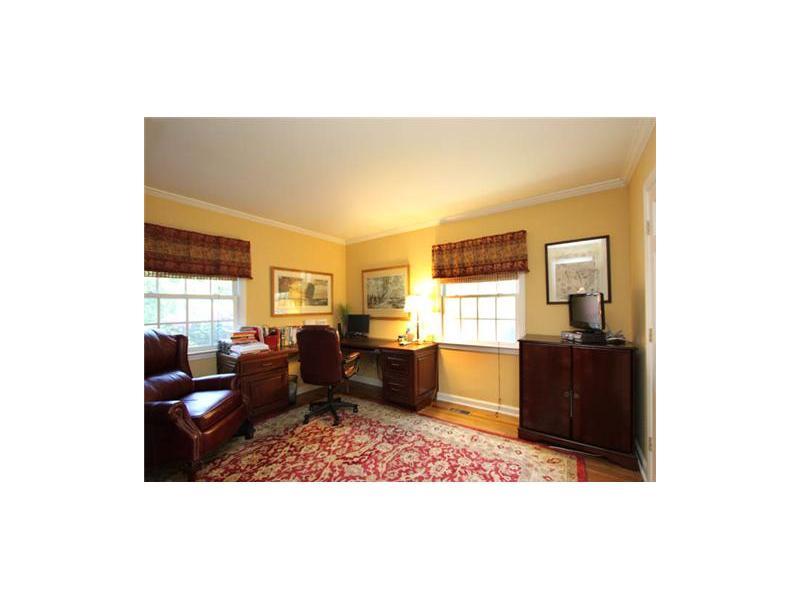 Undisclosed Address Riverside, CT 06878 - Photo 17 of 19 a living room with furniture