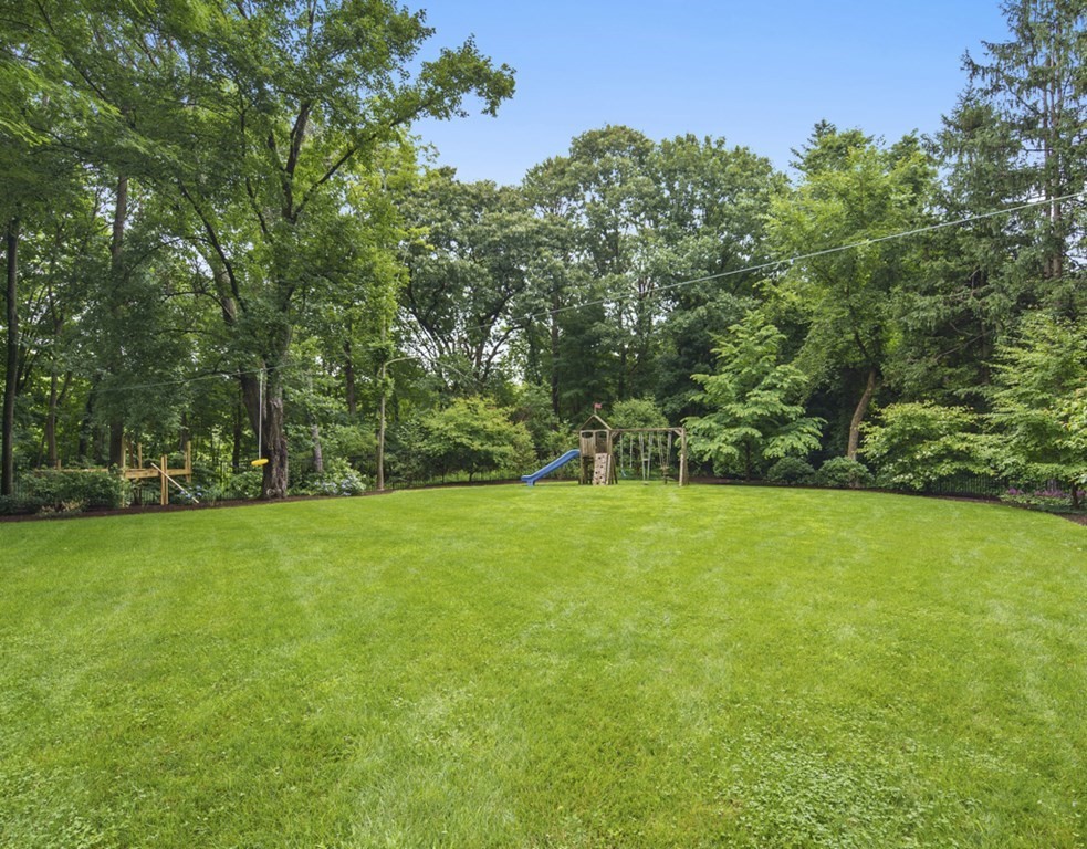 11 Alcott Road Lexington, MA 02420 - Photo 20 of 25