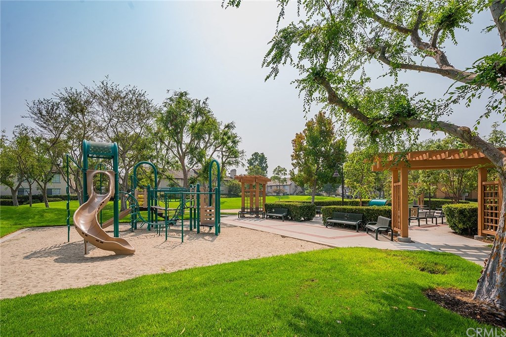 141 Oxford, Unit 47 Irvine, CA 92612 - Photo 17 of 25