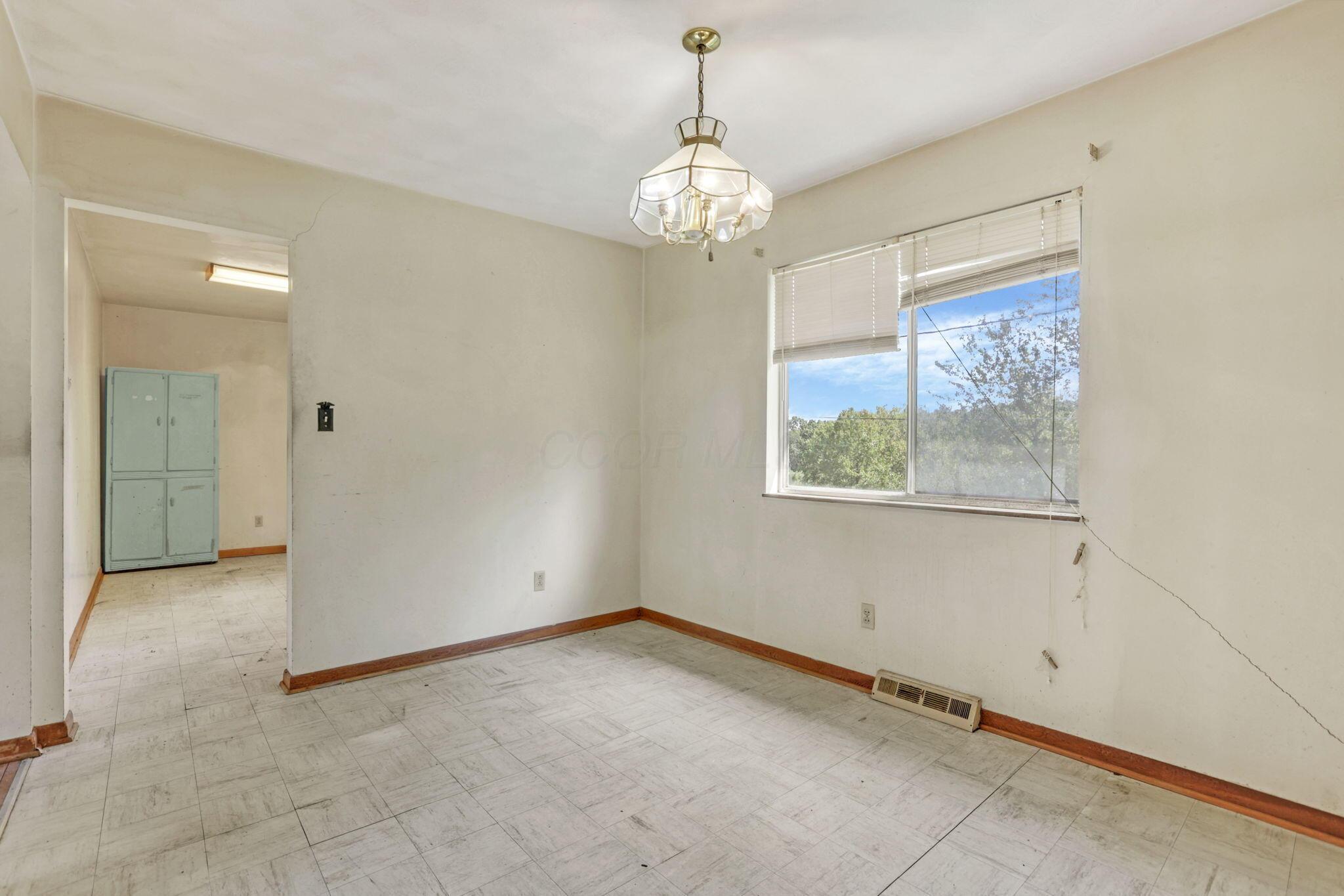 31 Longview Heights Road Athens, OH 45701 - Photo 7 of 68 9-web-or-mls-LO5A1637