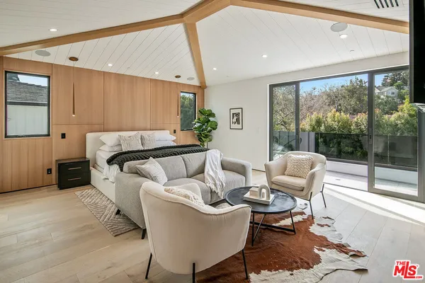 $46,000 | 211 Veteran Avenue, Los Angeles, CA 90024