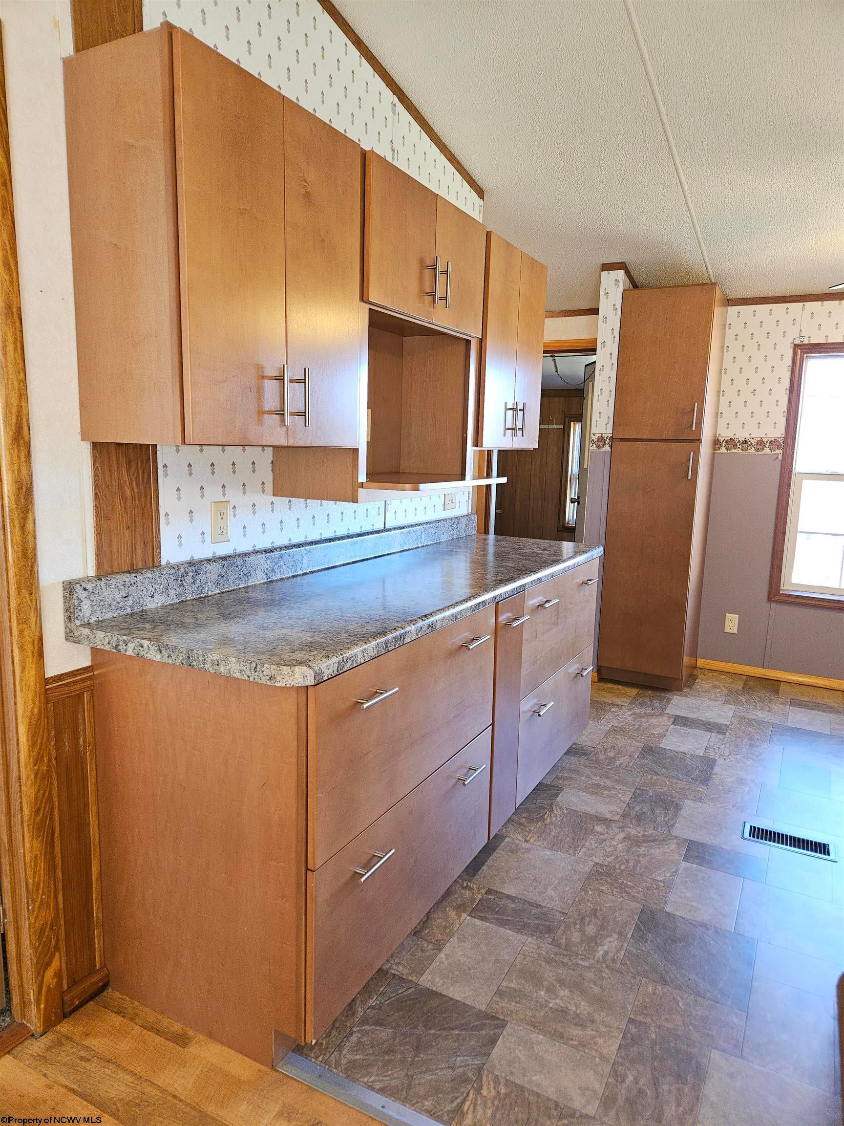 1663 Cranesville Road Terra Alta, WV 26764 - Photo 5 of 33 Gallery Image 5