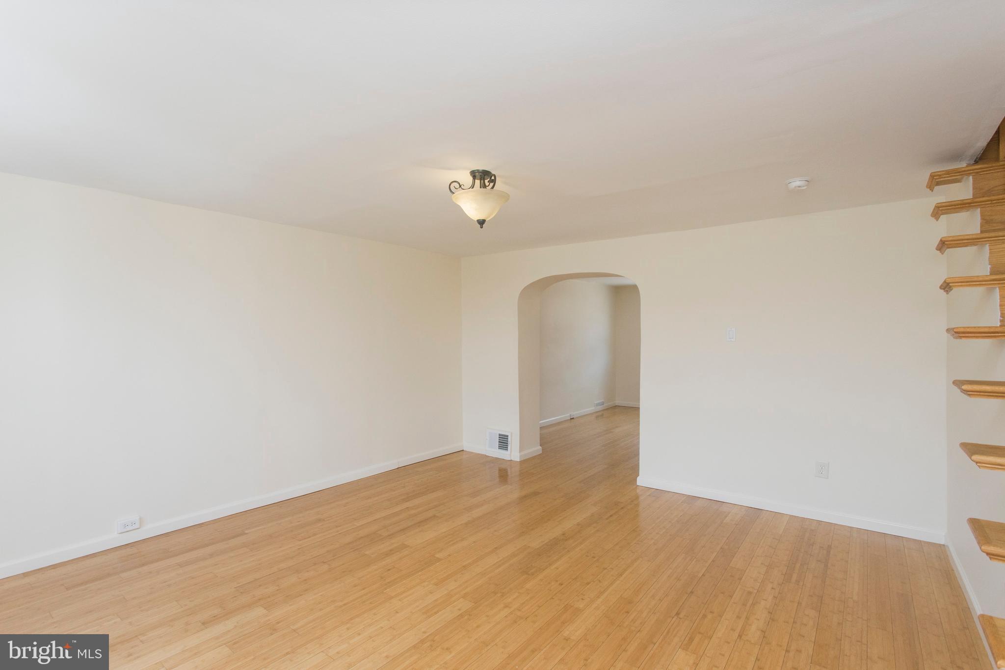 7421 Ruskin Road Philadelphia, PA 19151 - Photo 6 of 26 Living Room