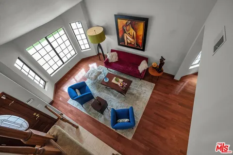 $1,550,000 | 13250 Fulton Court, Sherman Oaks, CA 91401