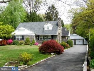 208 Ellis Road Havertown, PA 19083 - Photo 1 of 6