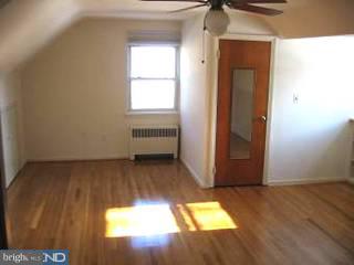 208 Ellis Road Havertown, PA 19083 - Photo 5 of 6
