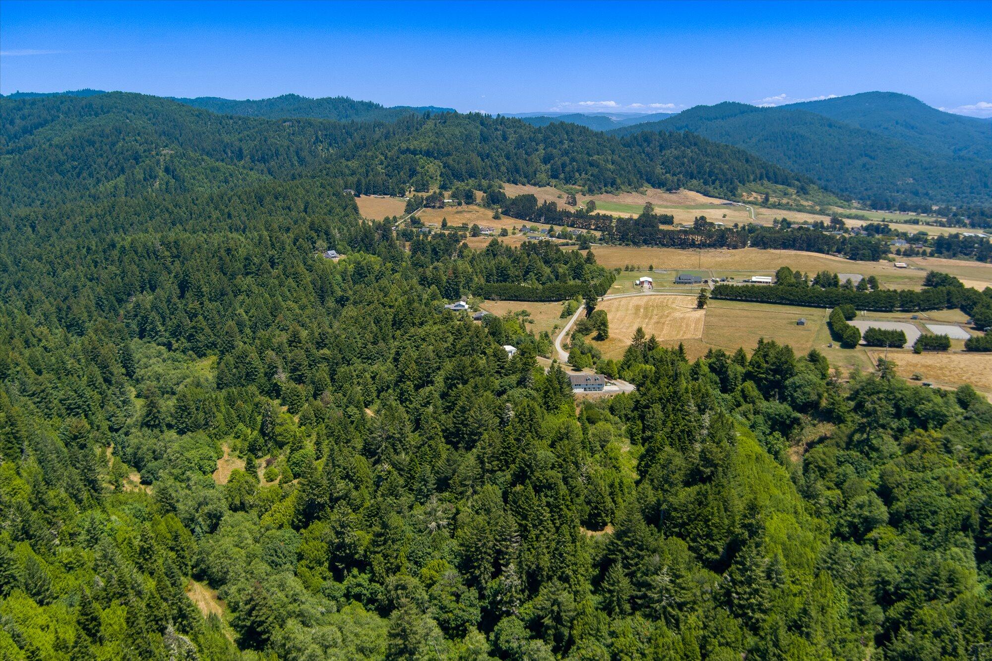 3375 Rock Springs Road Hydesville, CA 95547 - Photo 5 of 105