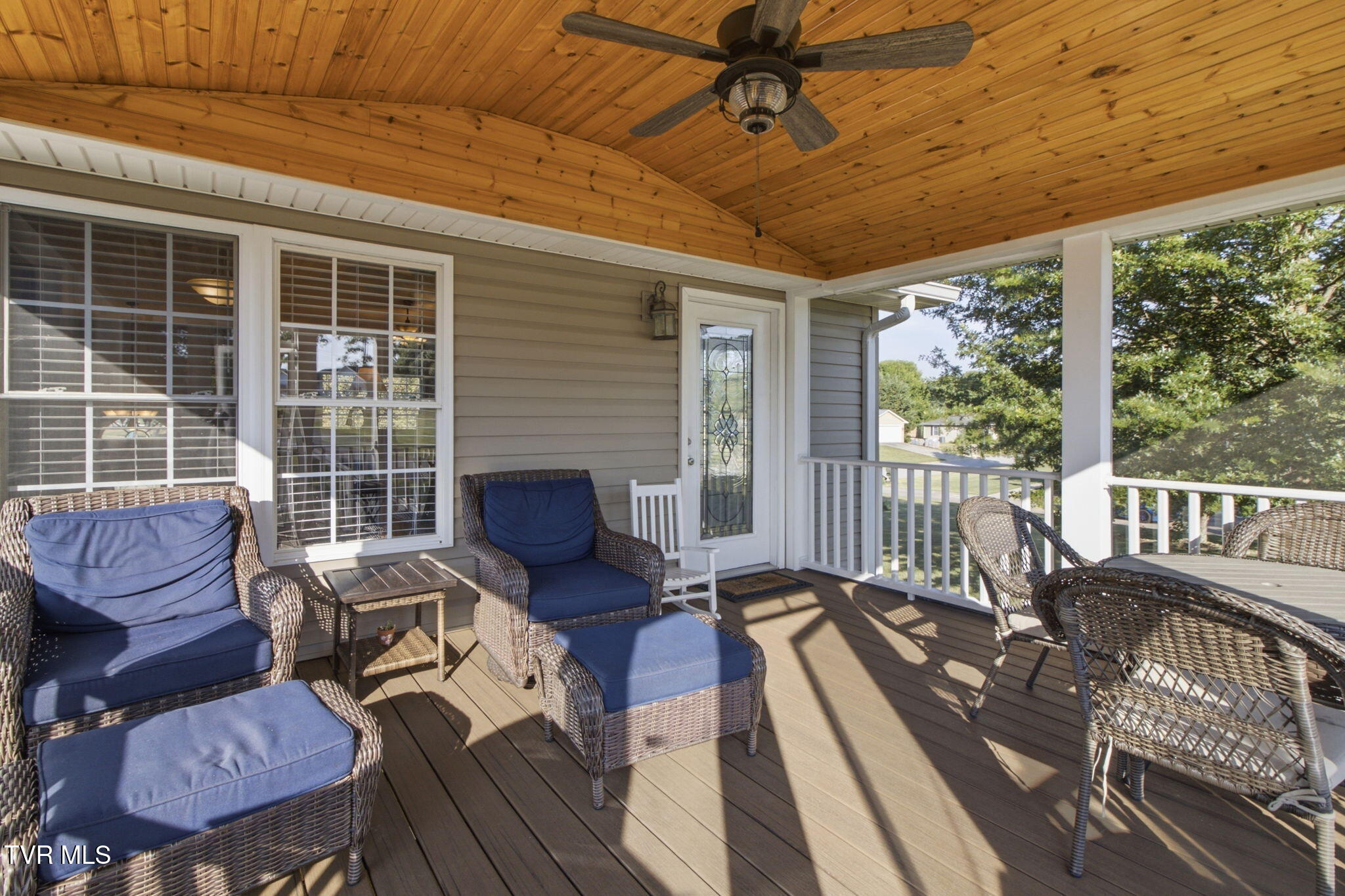 226 Reed Avenue Greeneville, TN 37743 - Photo 27 of 34 27-web-or-mls-DZ3A4785