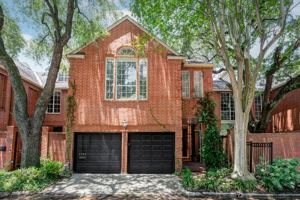 $675,000 | 4904 Yoakum Boulevard, Houston, TX 77006