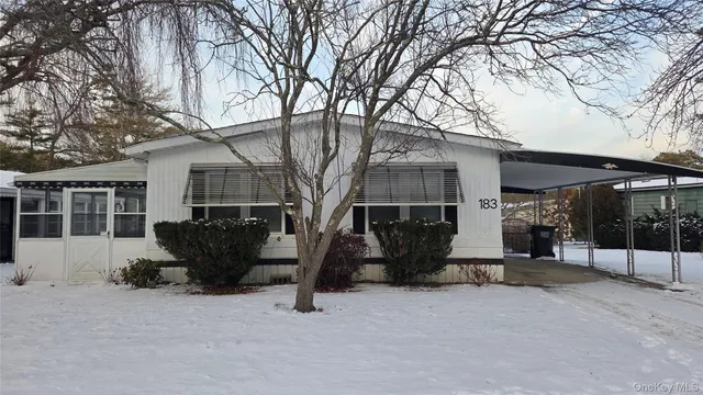 $245,000 | 525-183 Riverleigh Avenue, Unit 183, Riverhead, NY 11901