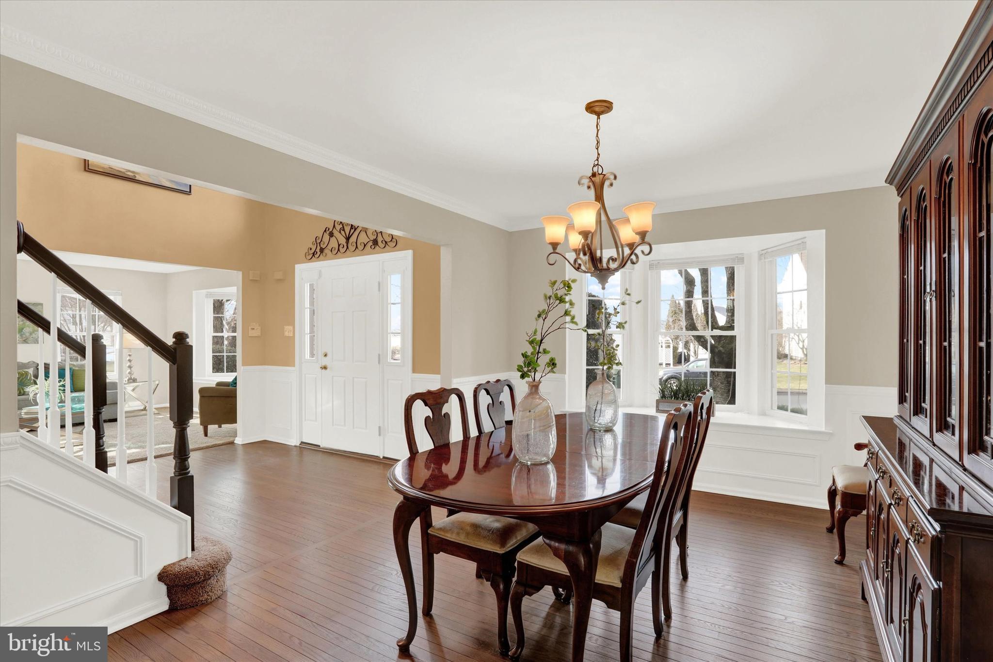 4901 Crosspoint Drive Doylestown, PA 18902 - Photo 15 of 73 Dining Room to Foyer