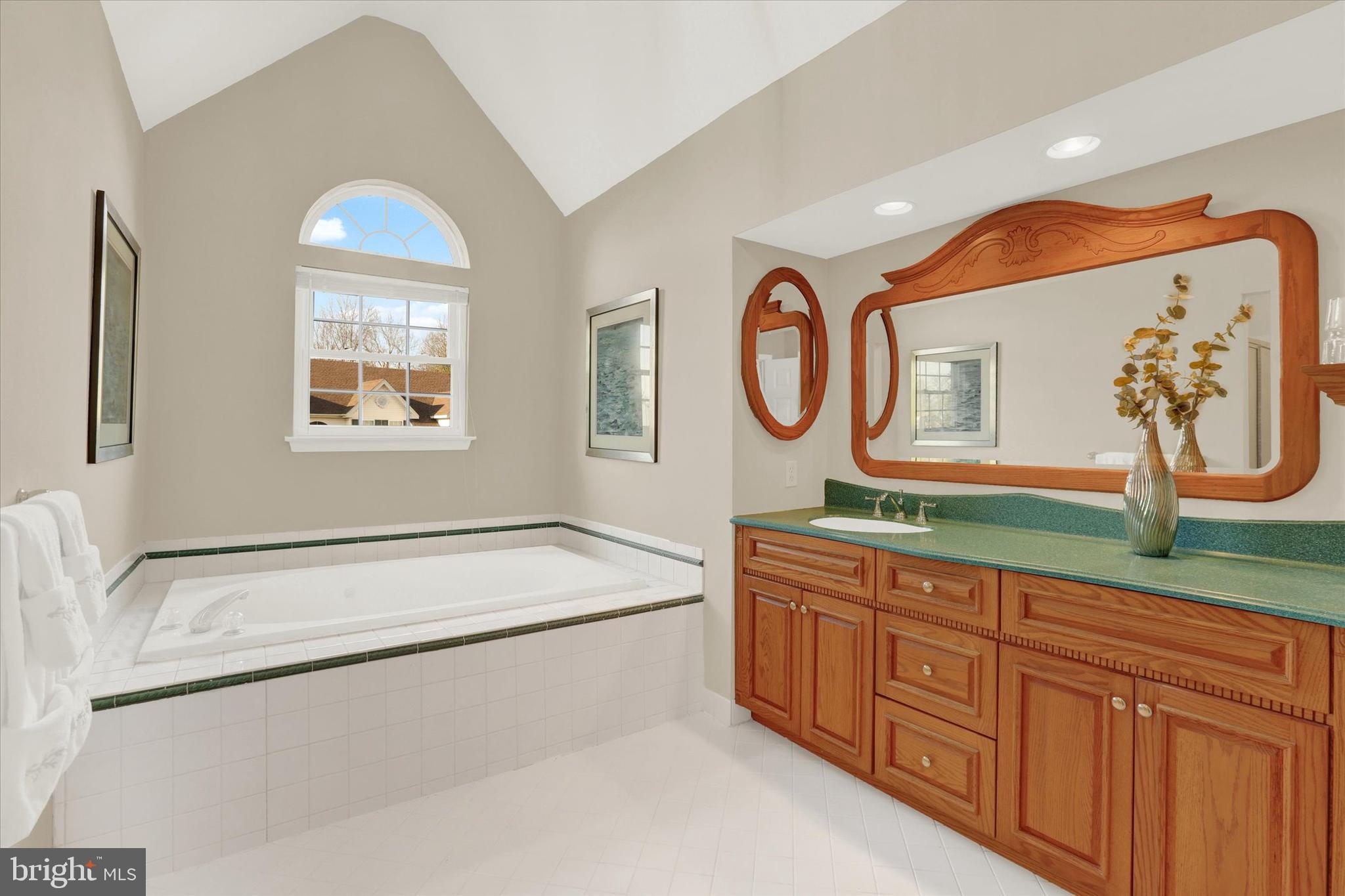 4901 Crosspoint Drive Doylestown, PA 18902 - Photo 34 of 73 Owner's Bath With Vaulted Ceiling & Whirlpool Tub