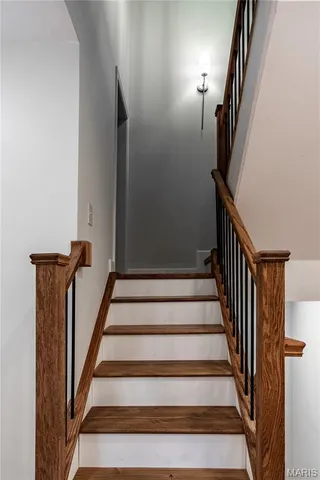 $220,000 | 1722 Robin Knl Court, St. Louis, MO 63146