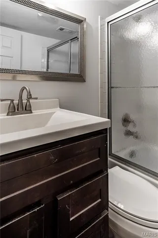 $220,000 | 1722 Robin Knl Court, St. Louis, MO 63146