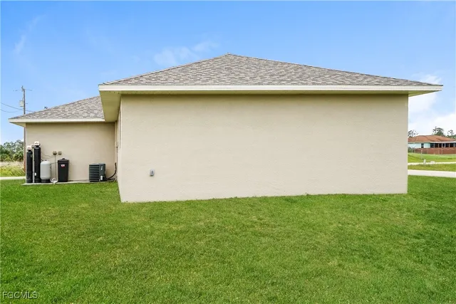$1,520 | 1032 Halby Avenue South, Lehigh Acres, FL 33974