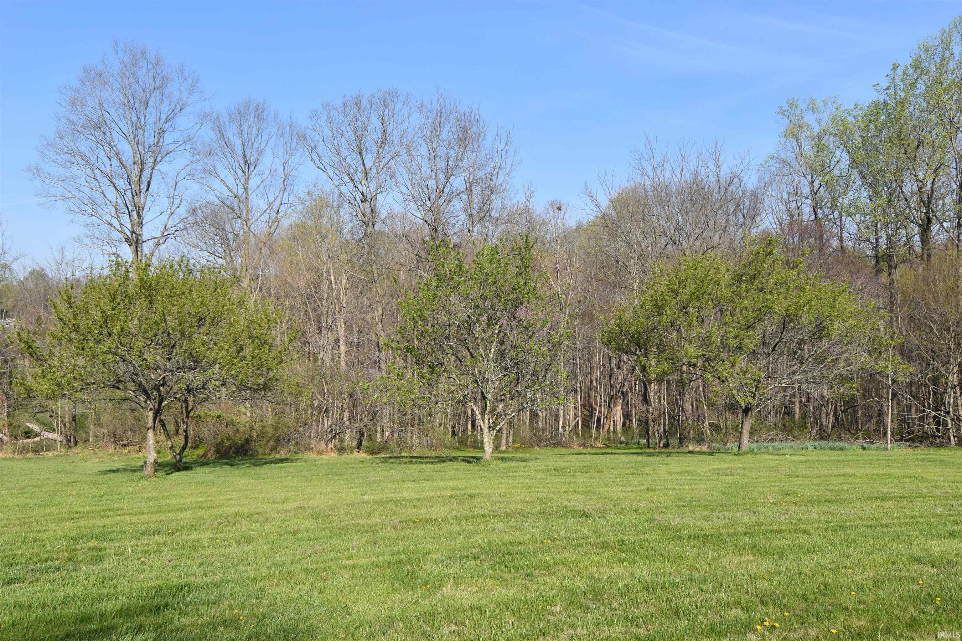 998 East Phillips Road English, IN 47118 - Photo 16 of 35