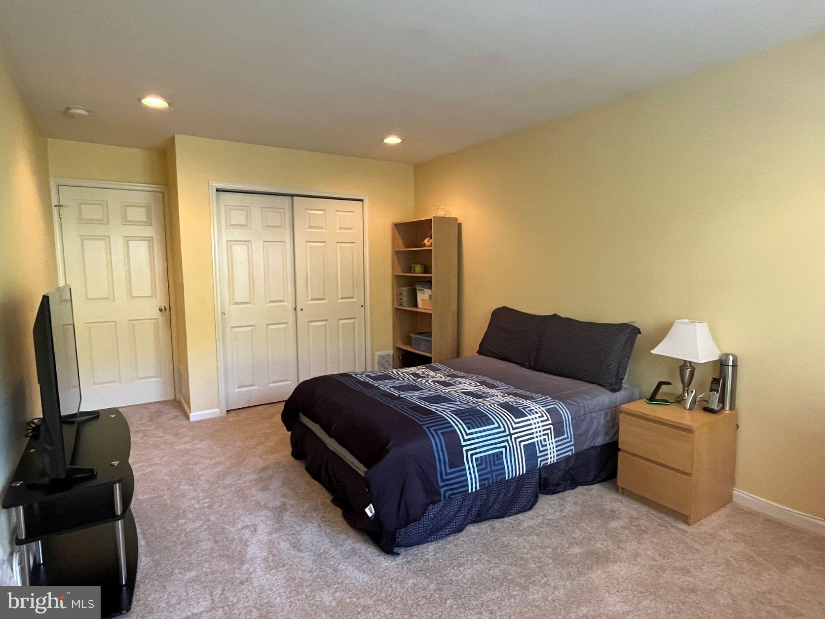 39 Normandy Drive Princeton Junction, NJ 08550 - Photo 14 of 20 Second Bedroom