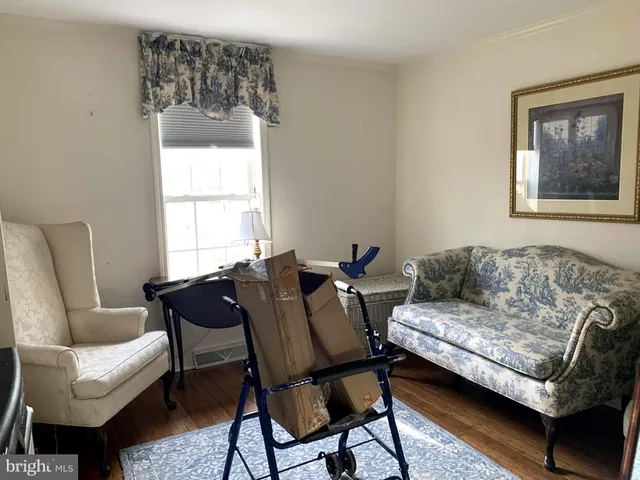 a close up view of a washer and dryer