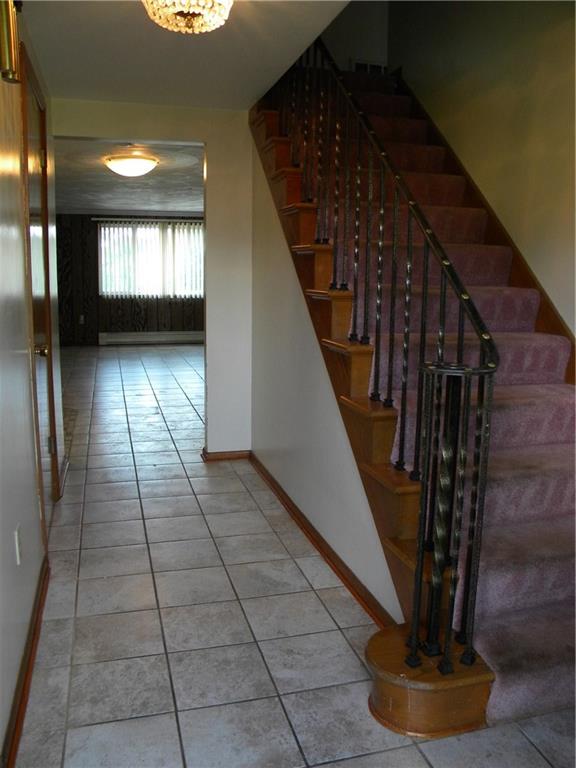 208 Springdale Road Venetia, PA 15367 - Photo 7 of 25
