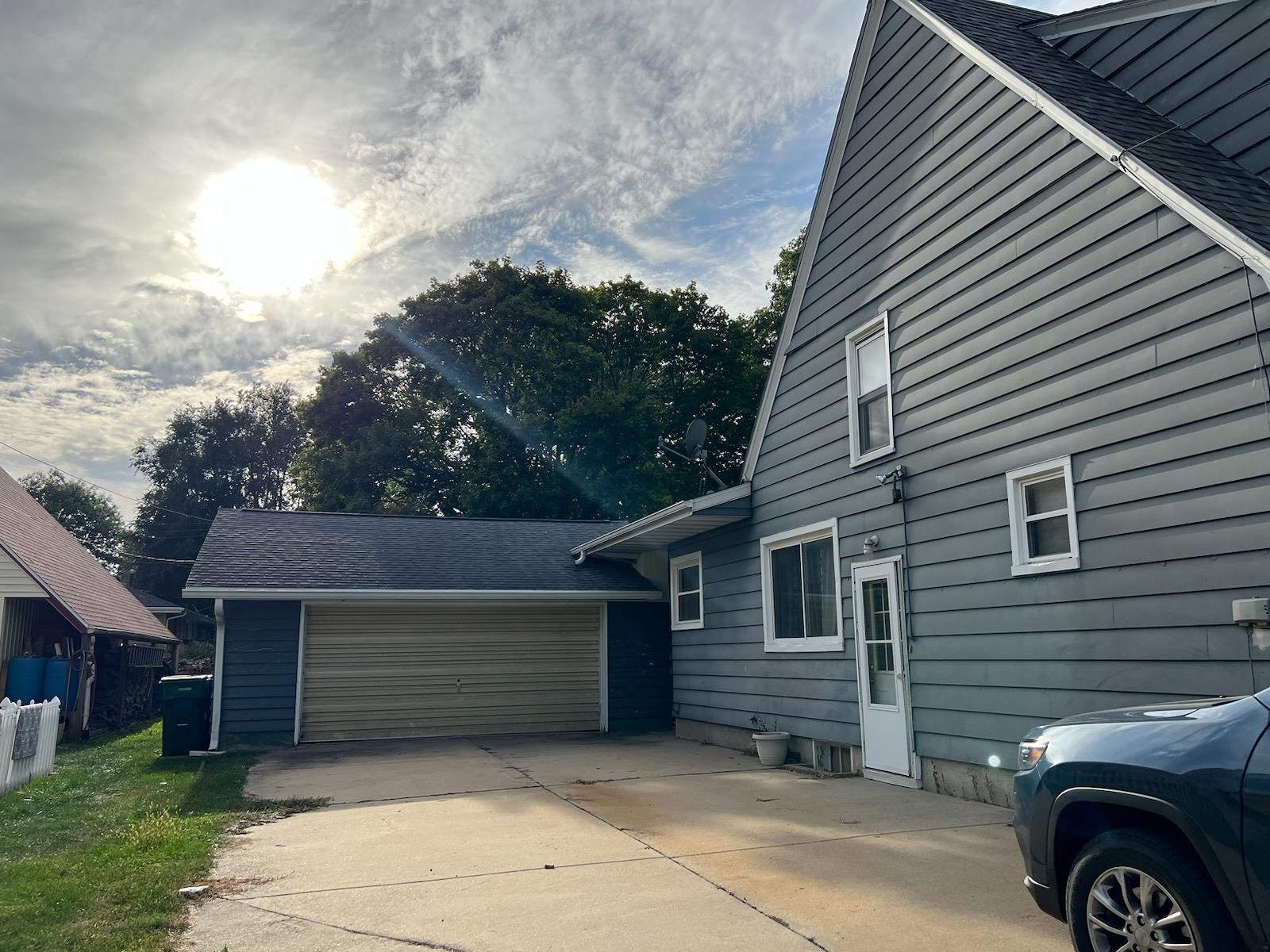 304 Maple Avenue Forreston, IL 61030 - Photo 3 of 7 a view of a car garage