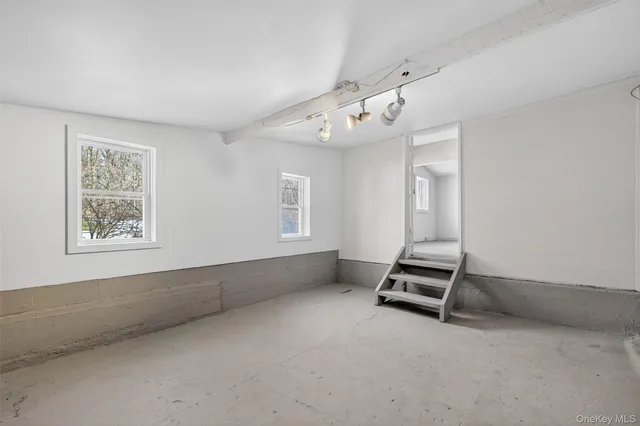 $695,000 | 125 Mountain Rest Road, New Paltz, NY 12561