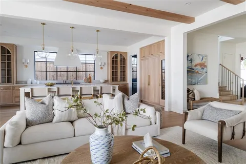 $3,500,000 | 6803 Southridge Drive, Dallas, TX 75214