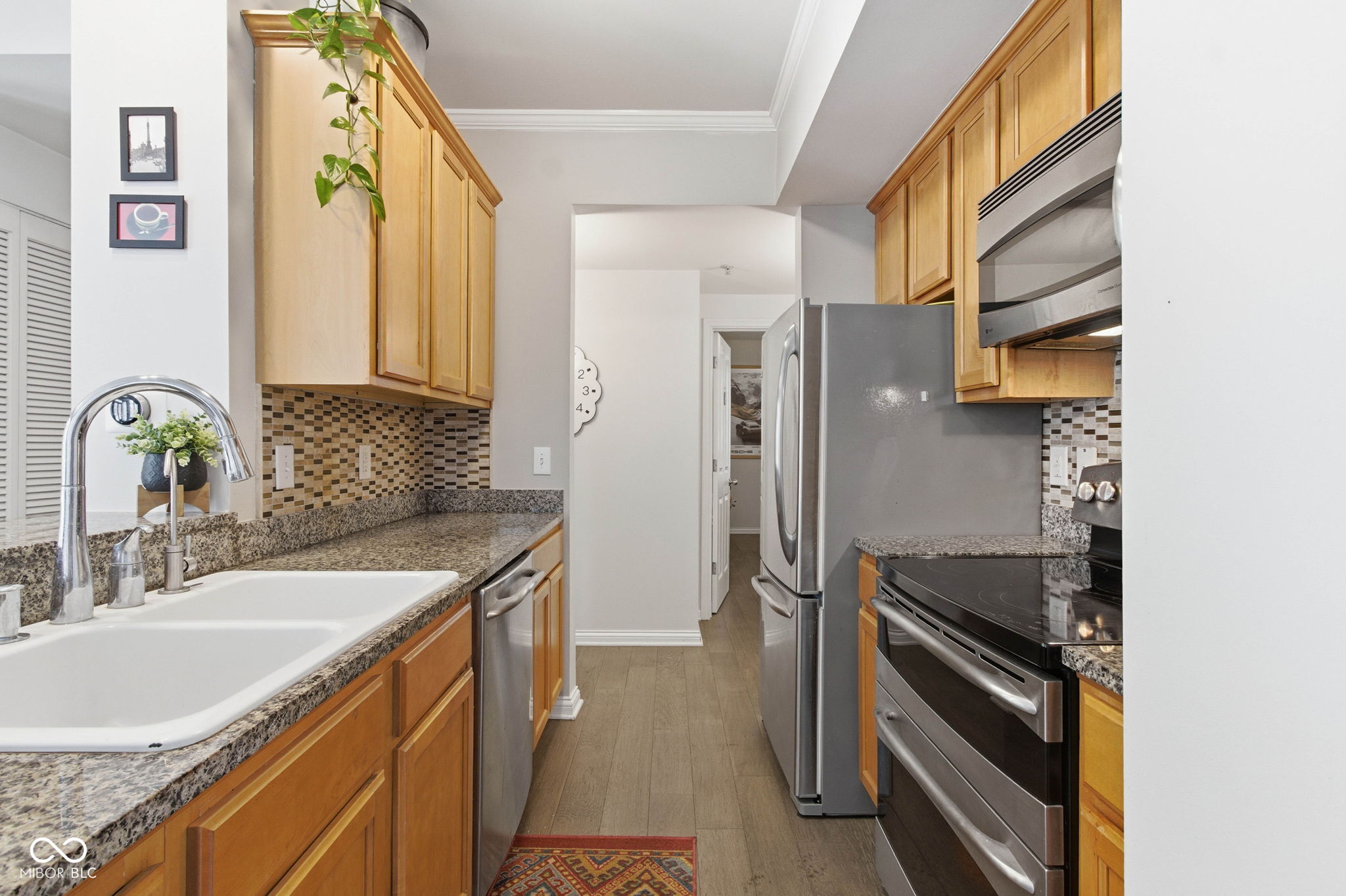 230 North Cleveland Street, Unit 230B Indianapolis, IN 46204 - Photo 12 of 35